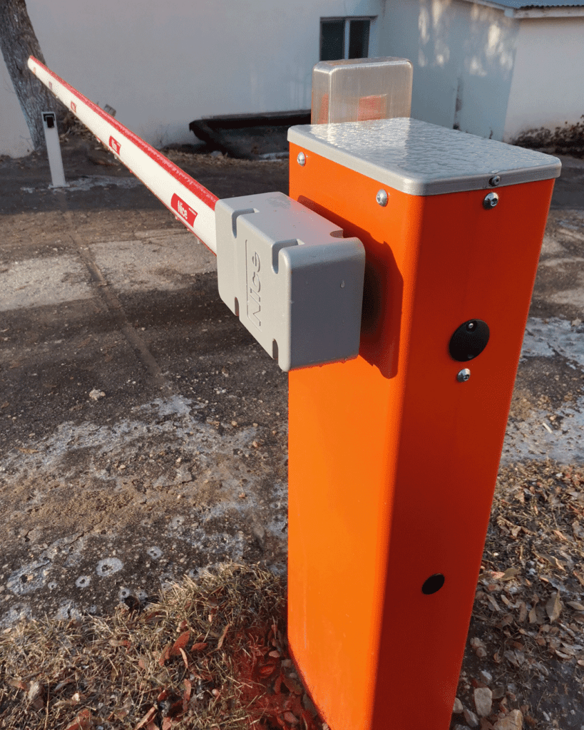 Шлагбаум Nice WIDEM4 с комплектом фотоэлементов